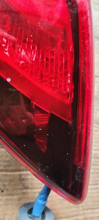 Lampa Kanada prawa zwykła mazda cx-3