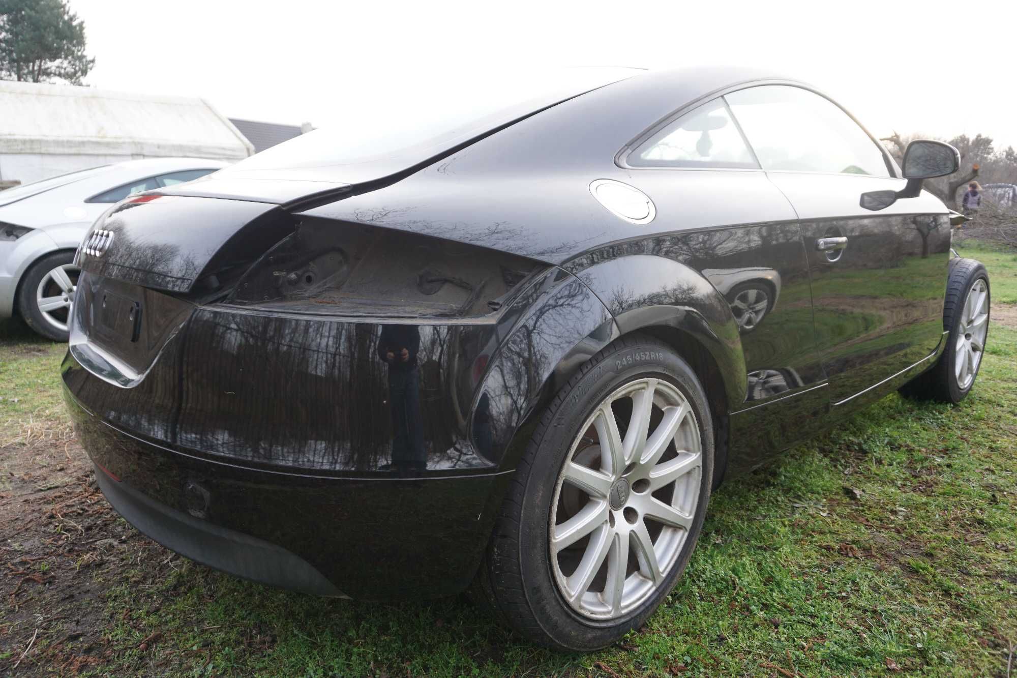 Audi tt 8j tylna klapa drzwi fotele silnik 2.0 Tfsi LY9B Czesci ***