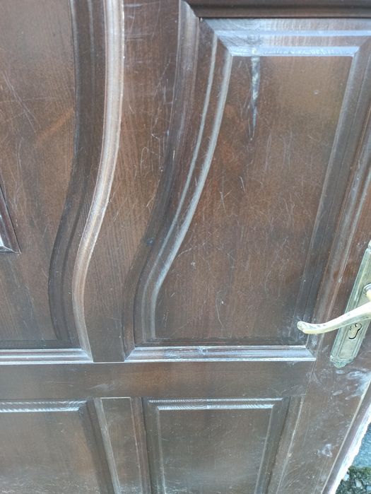 Drzwi wejściowe drewniane