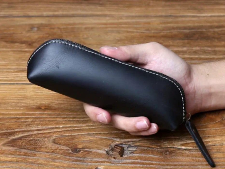 Чехол футляр для очков из натуральной кожи.