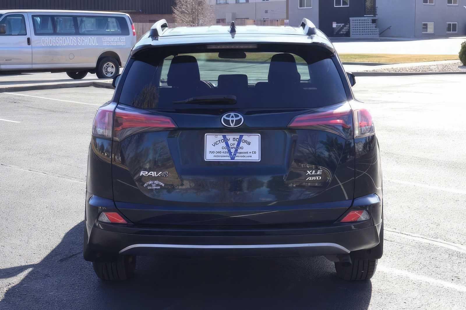 2017 Toyota RAV4 XLE