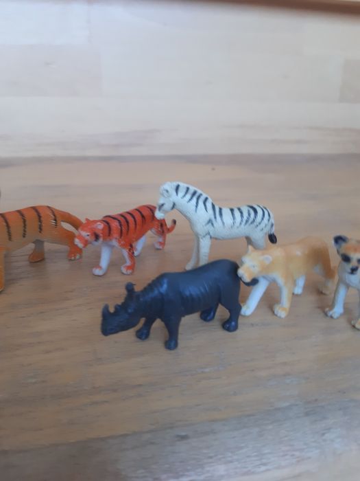 Набір тварин 11 штук