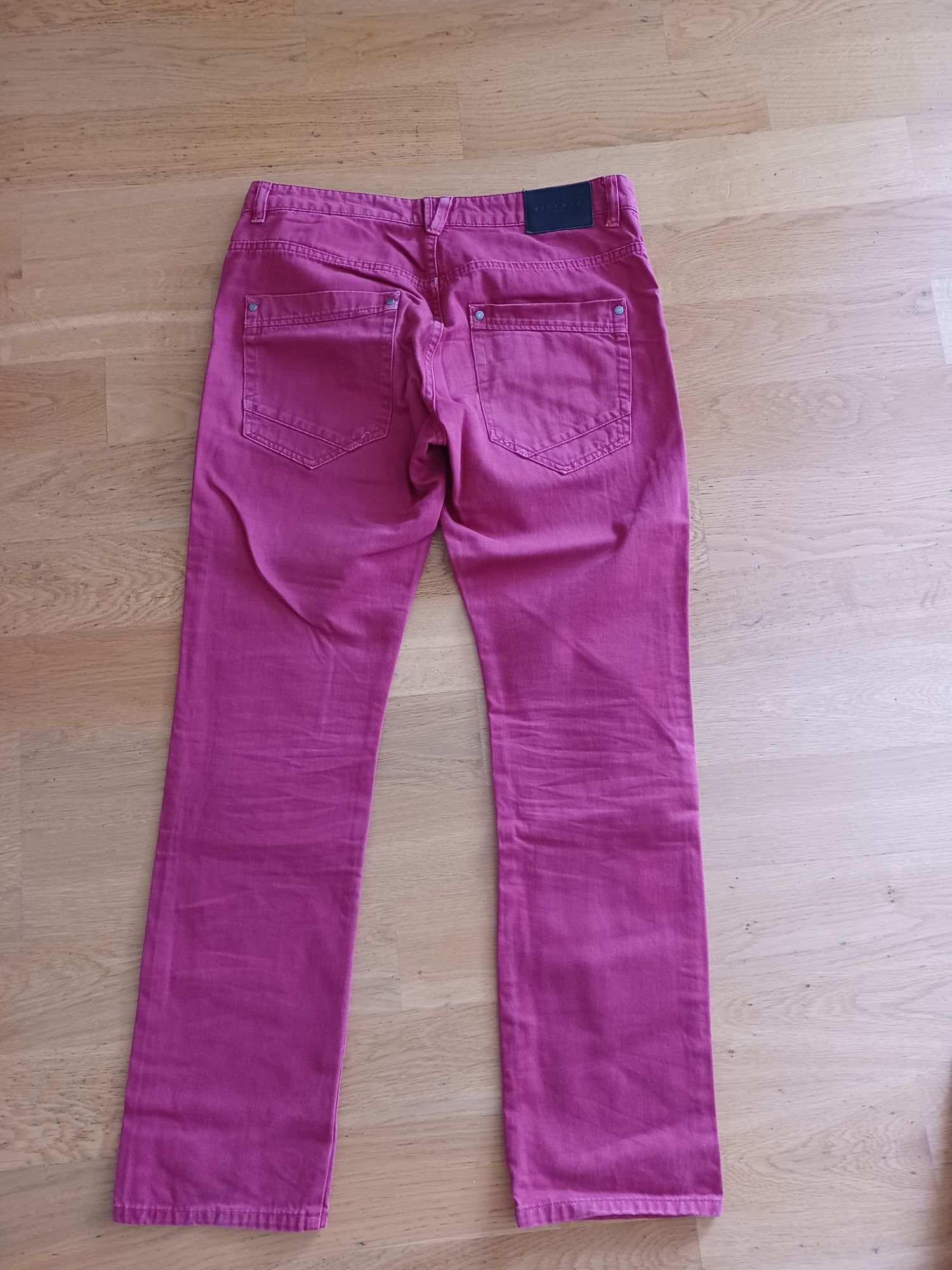 Spodnie jeans Vistula 44