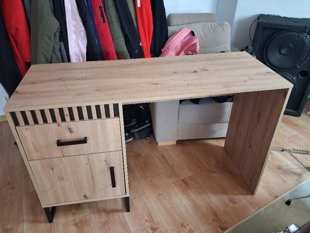 Nowe biurko 135×50