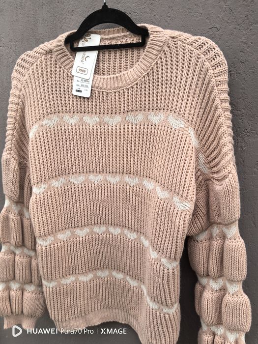 Viralowy sweter sweterek sweter w serduszka z butiku nowy XL