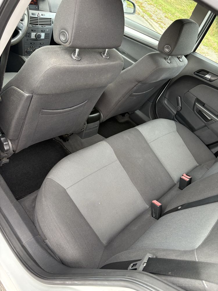 Opel astra H 1.4