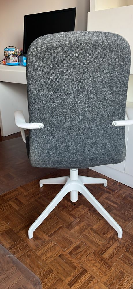 Cadeira de escritorio de IKEA