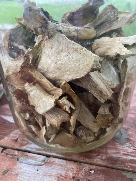 Гриби білі сушені банки літрові мариновані