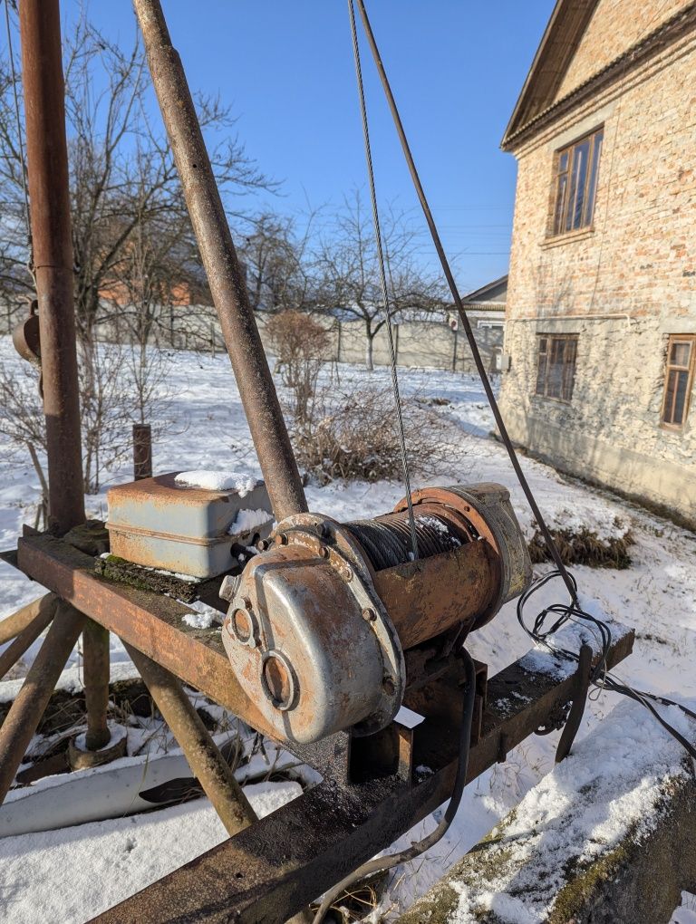 Кран будівельний