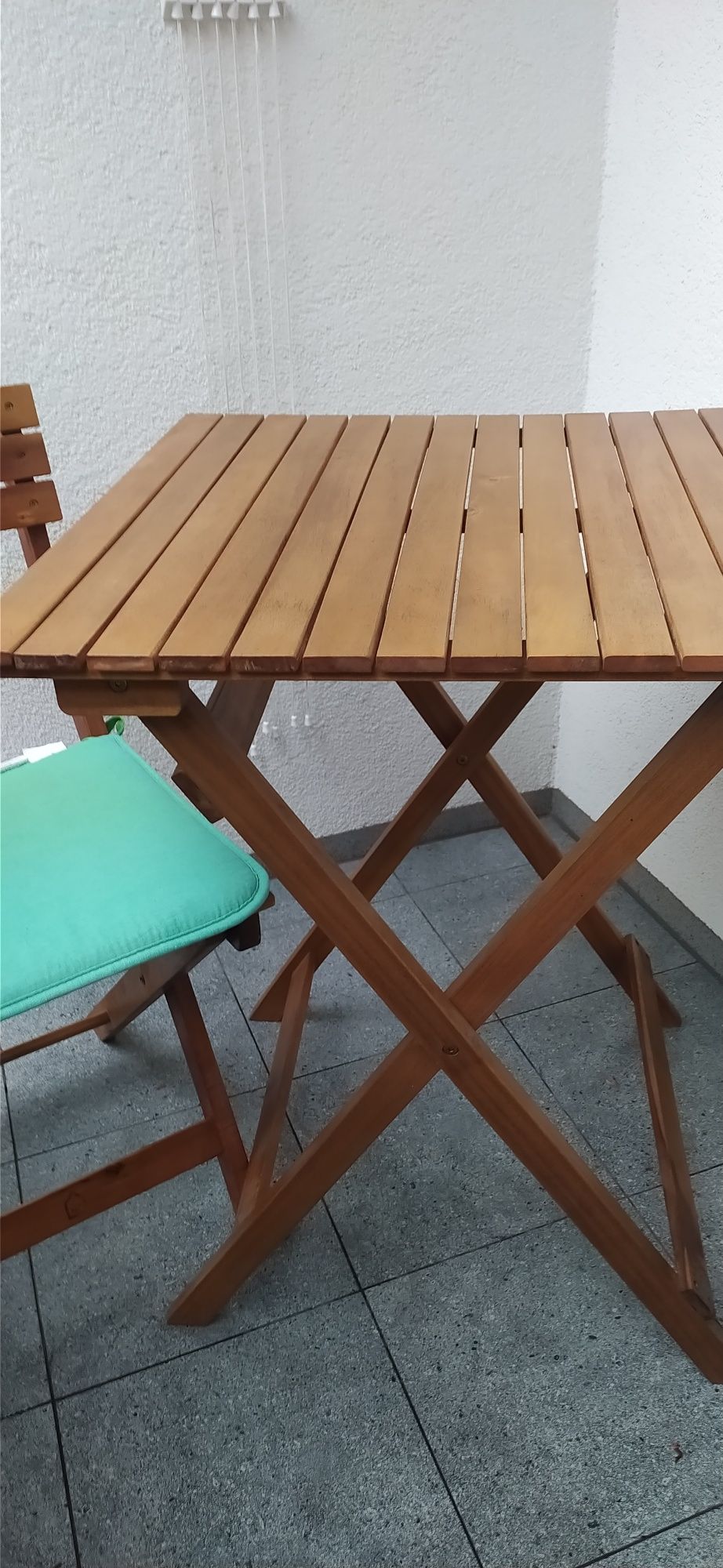 Stolik 60x60, krzesła ogrodowe/balkonowe, drewno, stan idealny