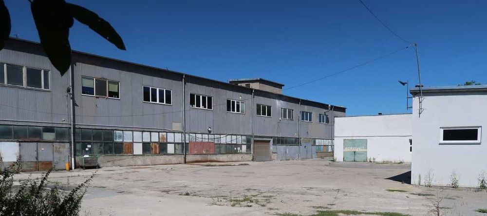 Hala magazynowo / produkcyjna Jelenia Góra  tereny bezpieczne