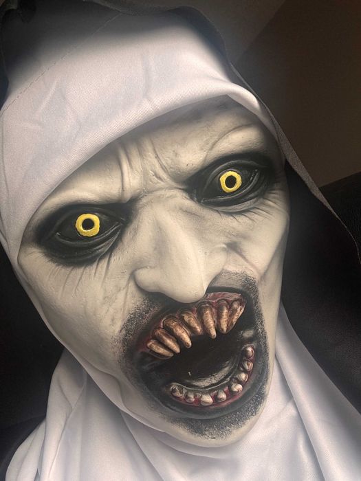 Máscara de Halloween Freira nova