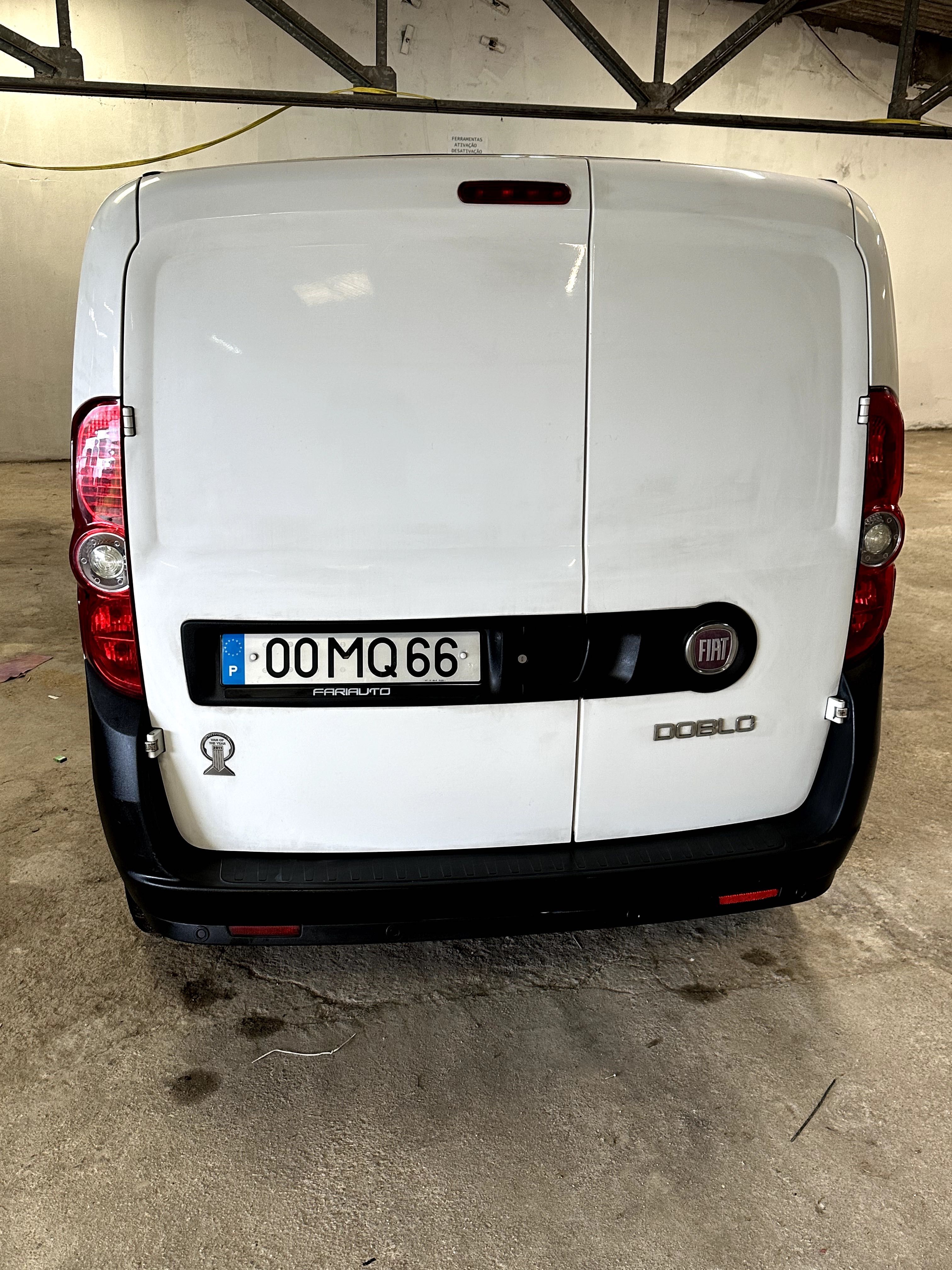 Fiat Doblo 1.3 Multijet 2012 – Económica, Fiável e Bem Estimada
