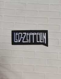 Naszywka, naprasowanka: Led Zeppelin białe logo (rock, blues)