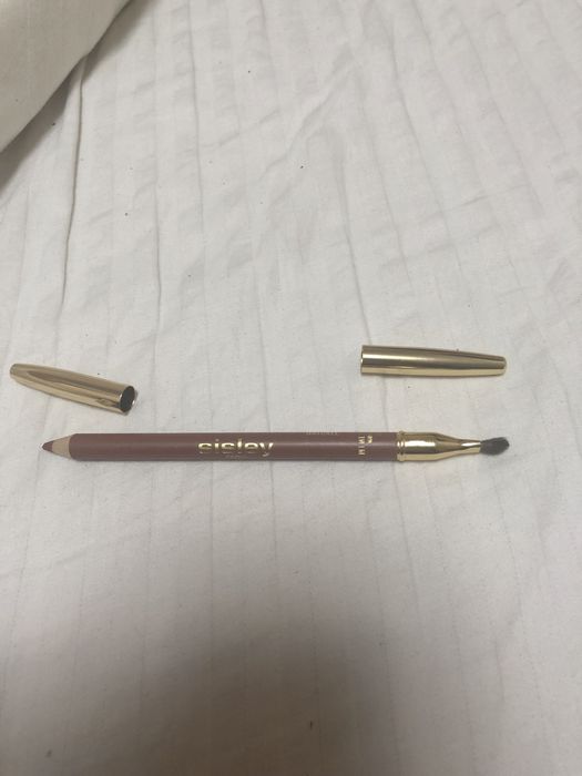 Карандаш для губ Sisley