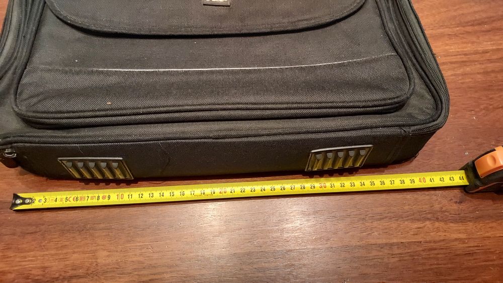 Torba na laptopa 15"cali wew: 39,5cm x 31cm x 5cm