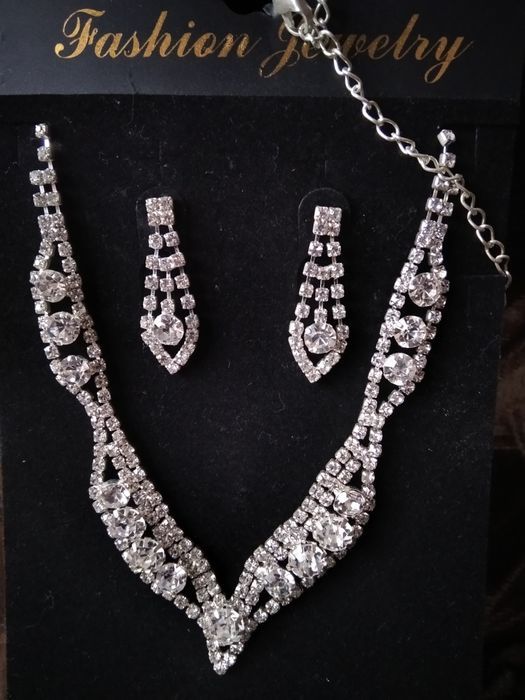 Ожерелье  свадьба, выпускной.Набор.