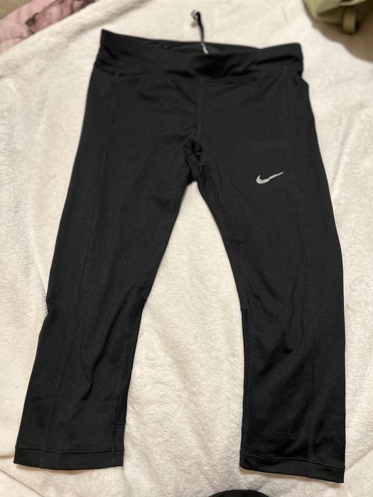 Leginsy sportowe nike