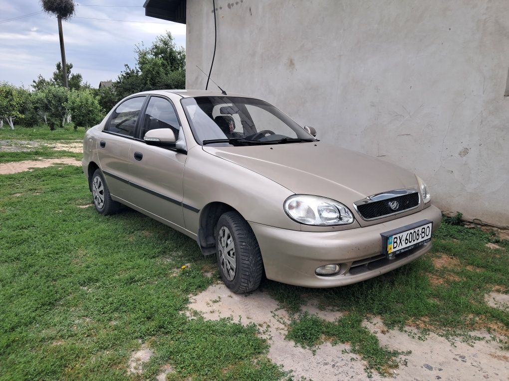 Продам заз сенс 2014року.