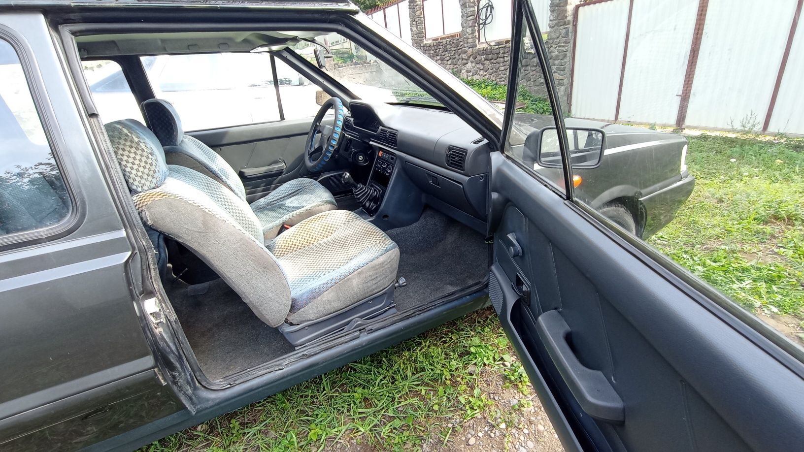 Оригінальний Катафалк Fso Polonez