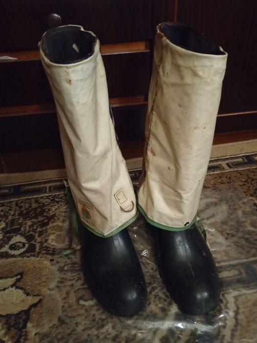 Сапоги для рыбалки и вёсла