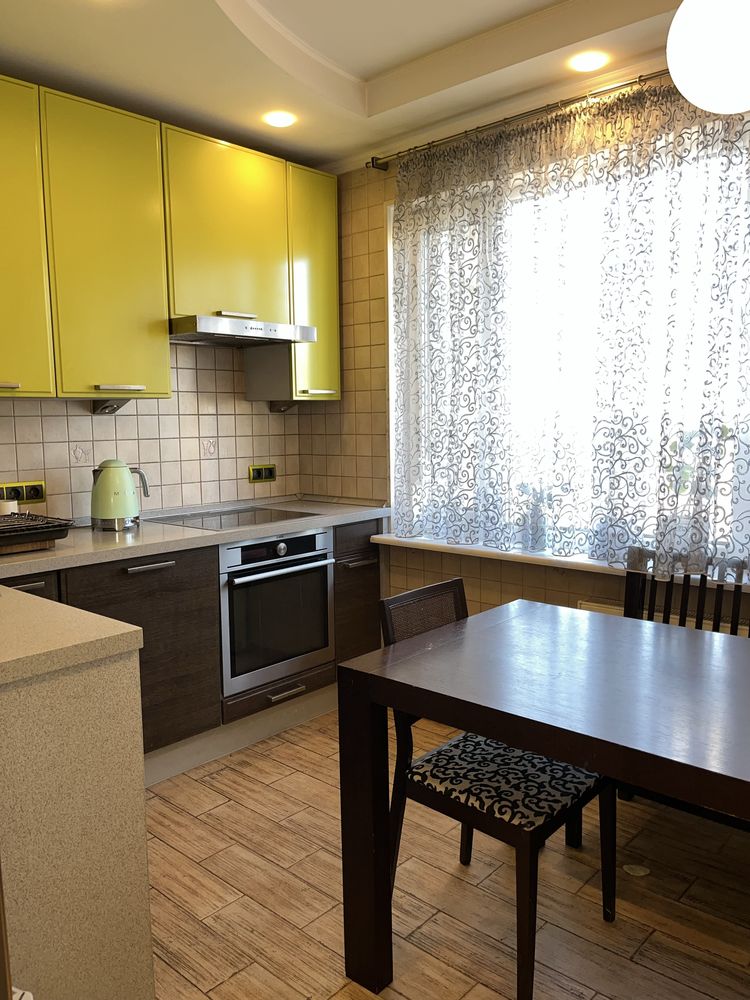 Оренда 2к.кв. Іподром, Теремки, Лятошинського