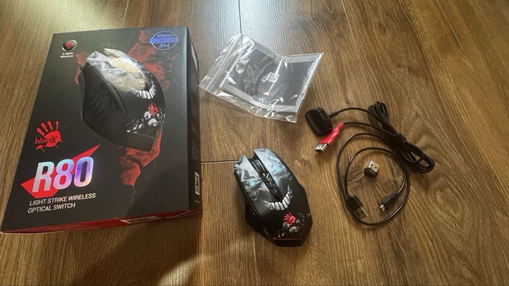 Продам геймерсеую мышку bloody r80