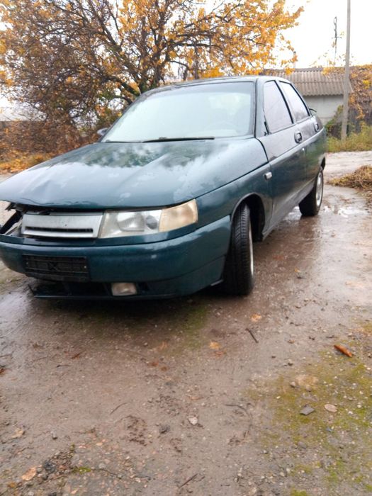 ВАЗ Лада 2110 десятка. Двигатель, КПП, кузовные детали, салон