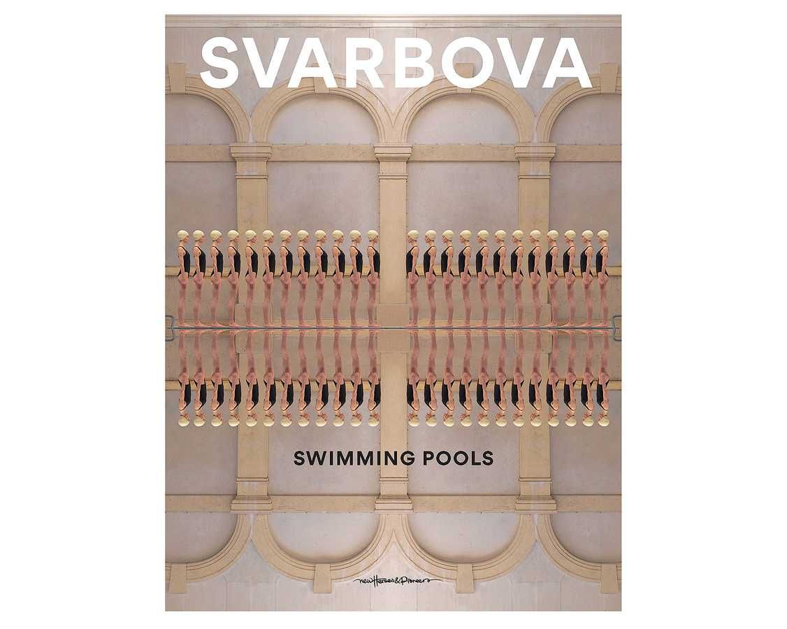Книга Maria Svarbova. Swimming Pools