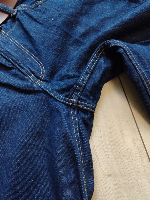 Нові джинси від Bershka,але бірки немає,розмір по бірці 42-буде на 40