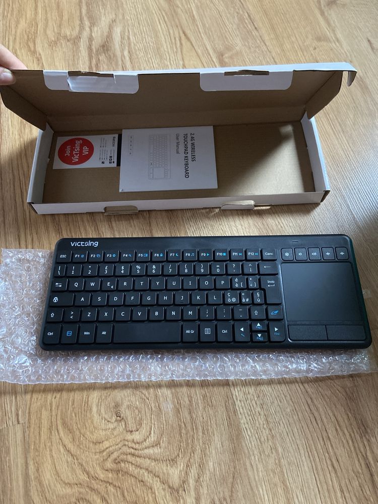 Klawiatura bezprzewodowa Wireless Touch Keyboard