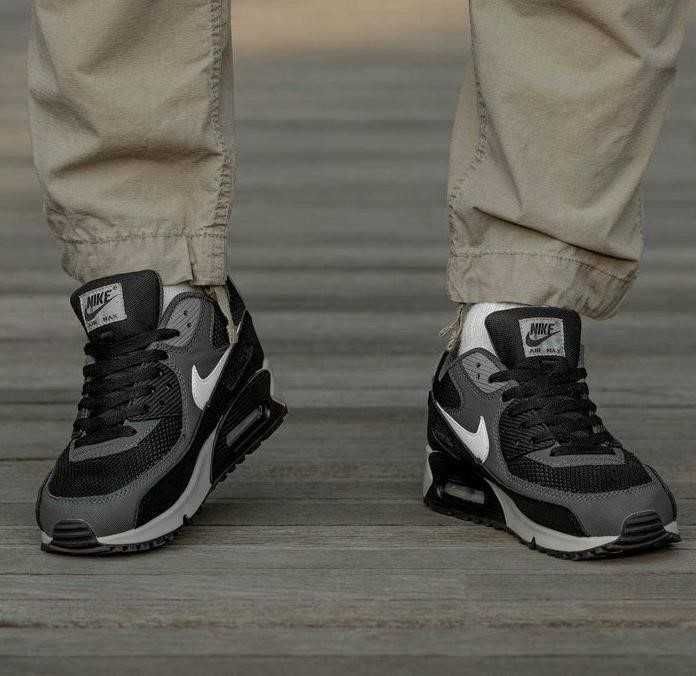Мужские кроссовки Nike Air Max 90 Black Grey White 40-45 найк аир Хит