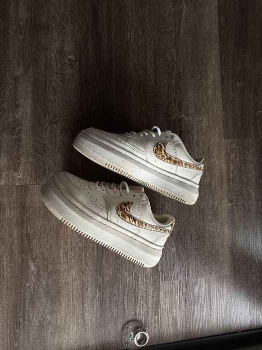 Взуття ( оригінальне )