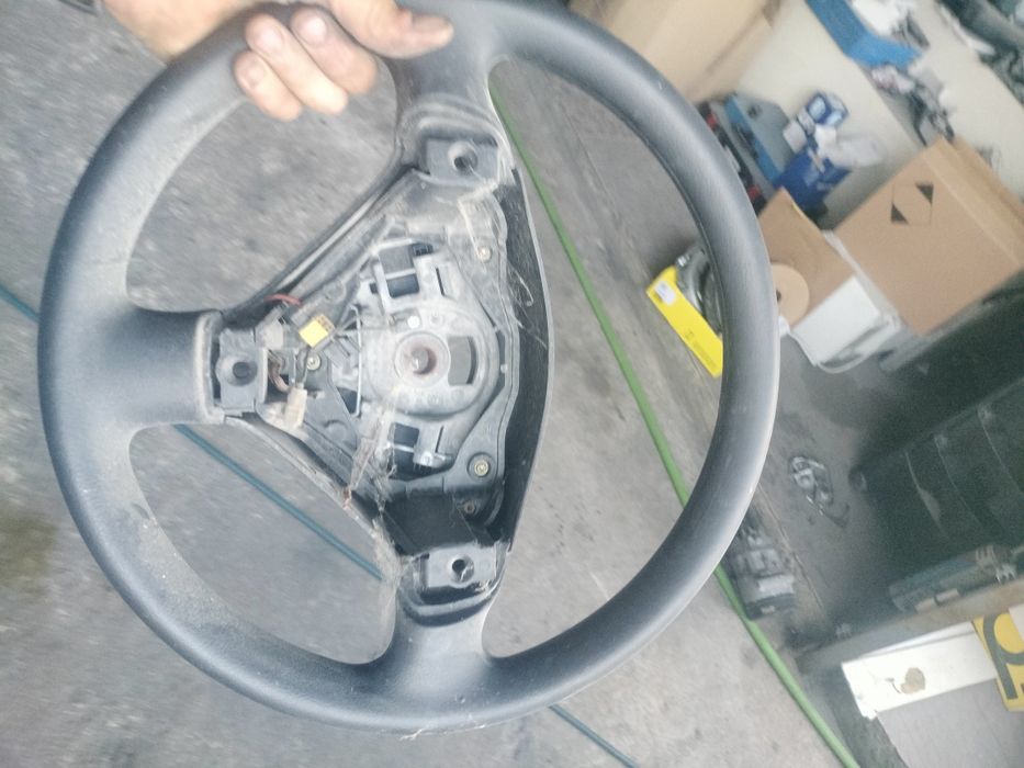 Volante Peugeot 307 impecável como