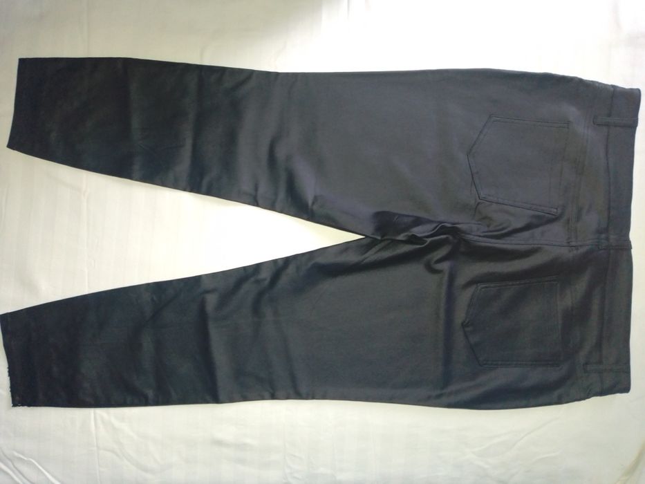 Новые! Чёрные, женские брюки под кожу с кружевом и бусинами 54- 56 раз