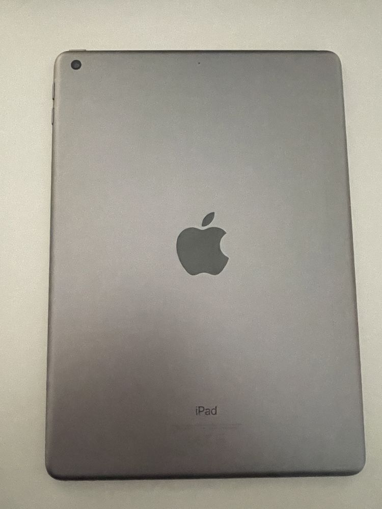 Apple Ipad.