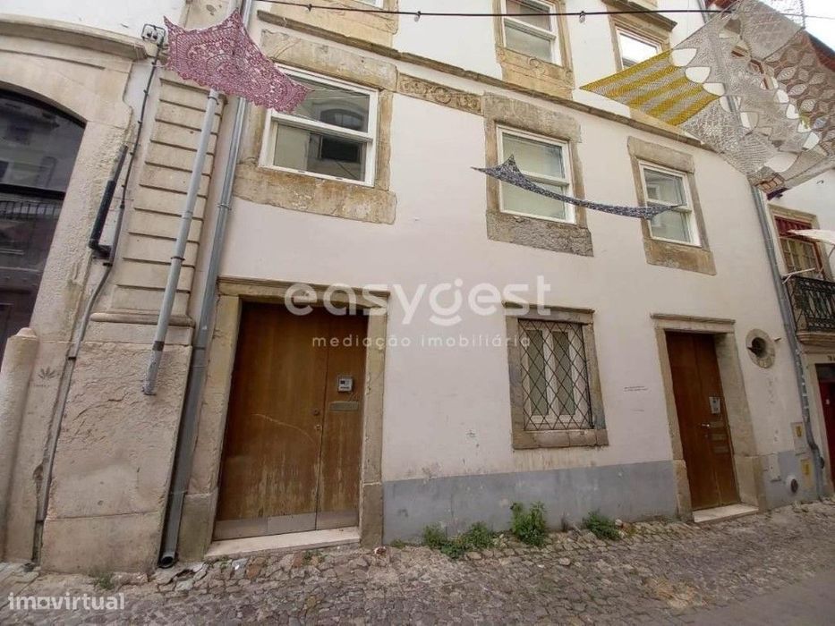 Zona histórica - Apartamento T3 Duplex renovado situado na Sé Velha