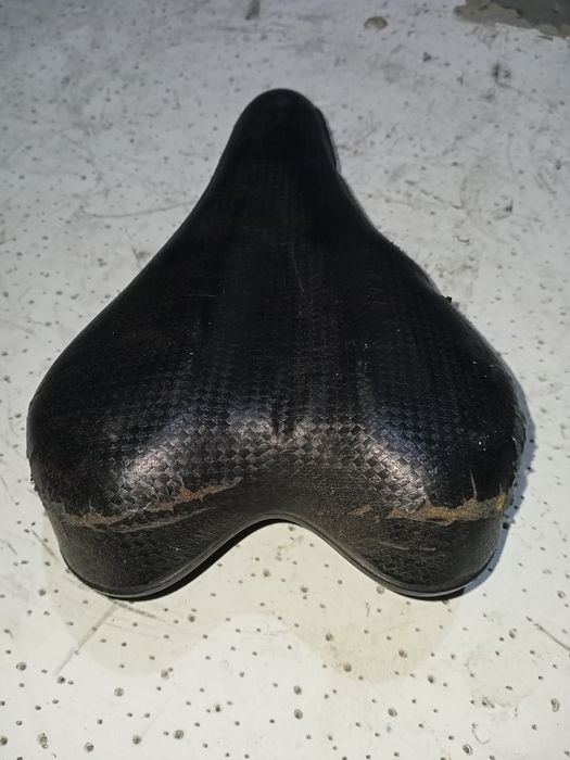 Сидение/сидушка/седло на велосипед