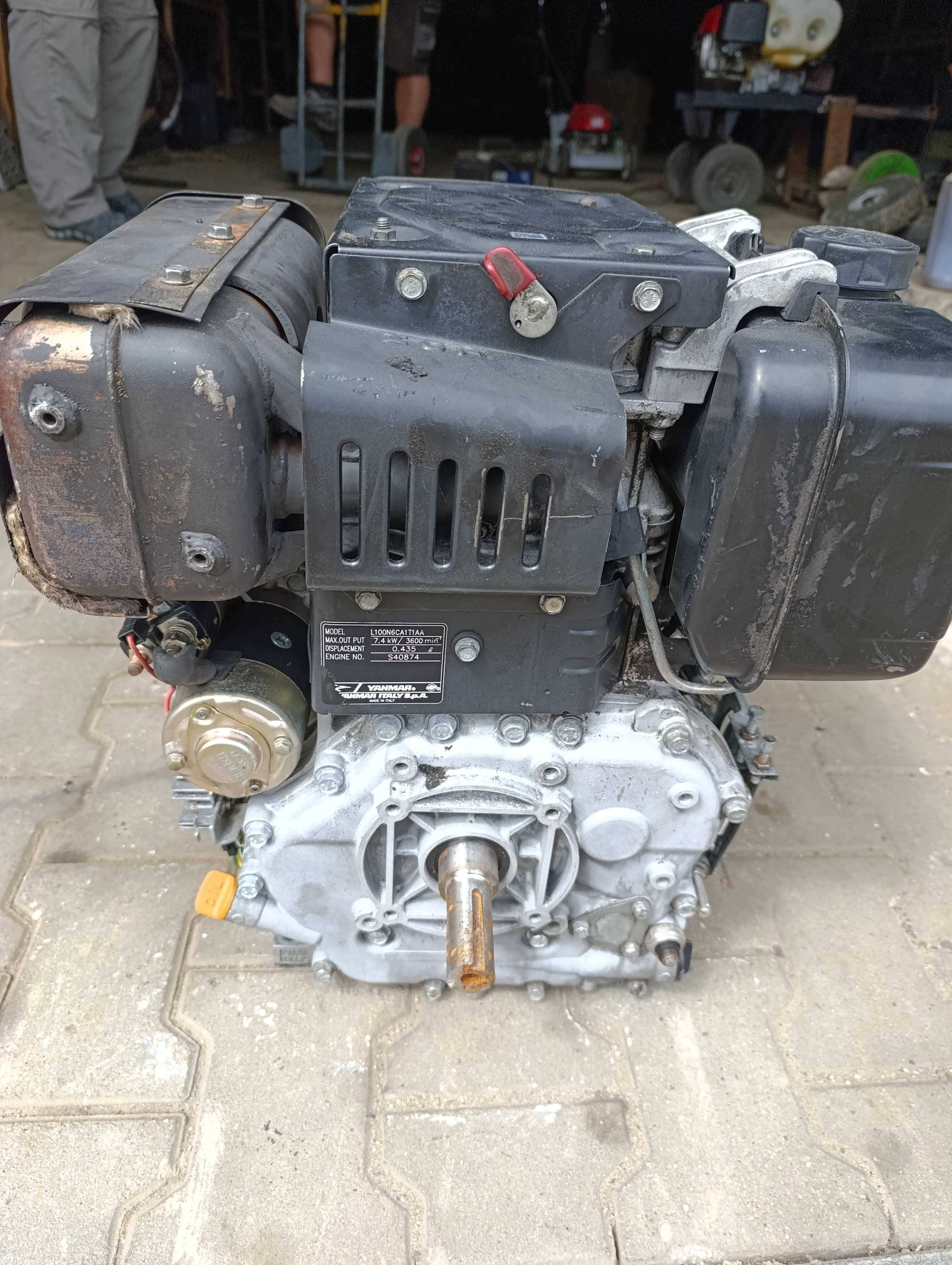 Silnik spalinowy Yanmar L100N6  diesel poziomy wał rozruch elektryczny