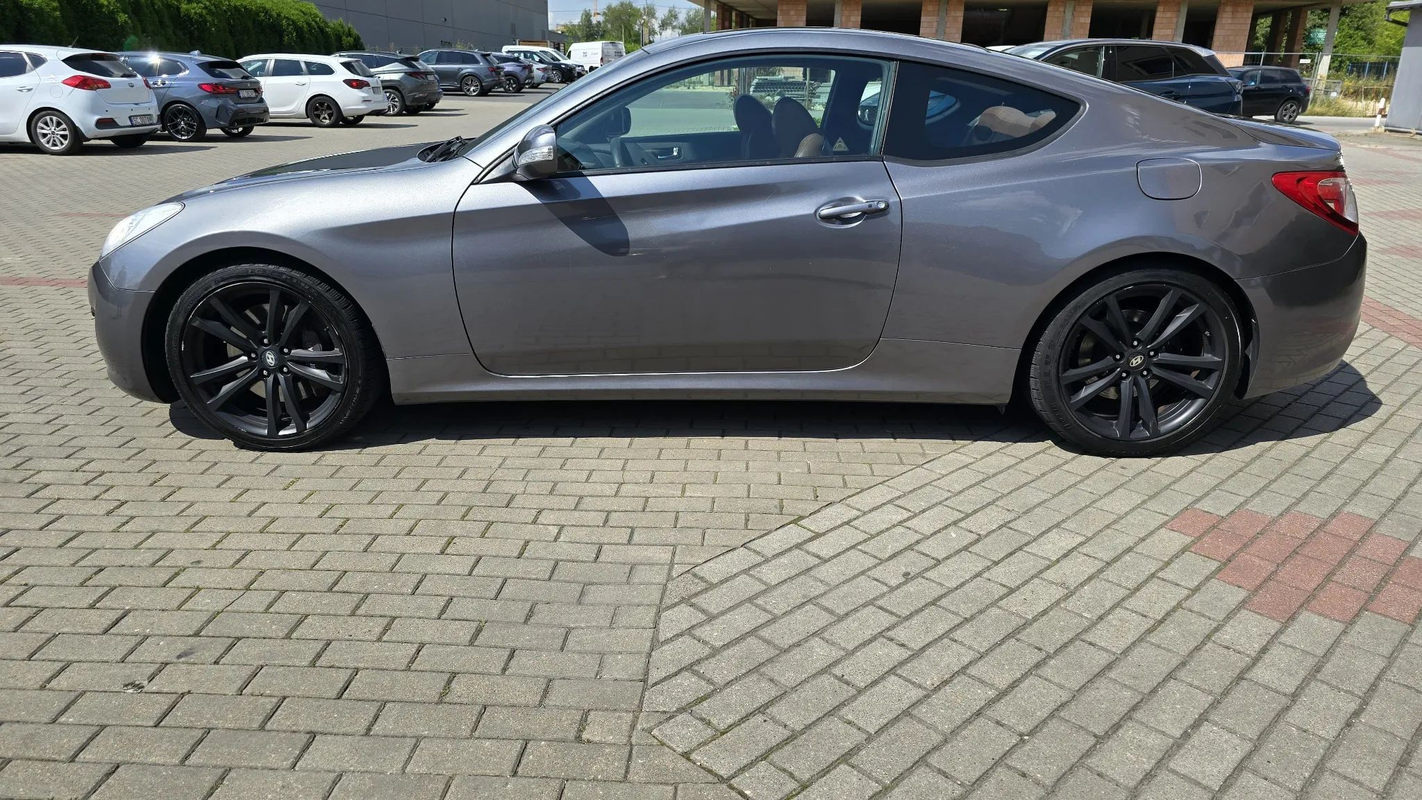 Hyundai Genesis Coupe Hyundai Genesis Coupe 2.0T