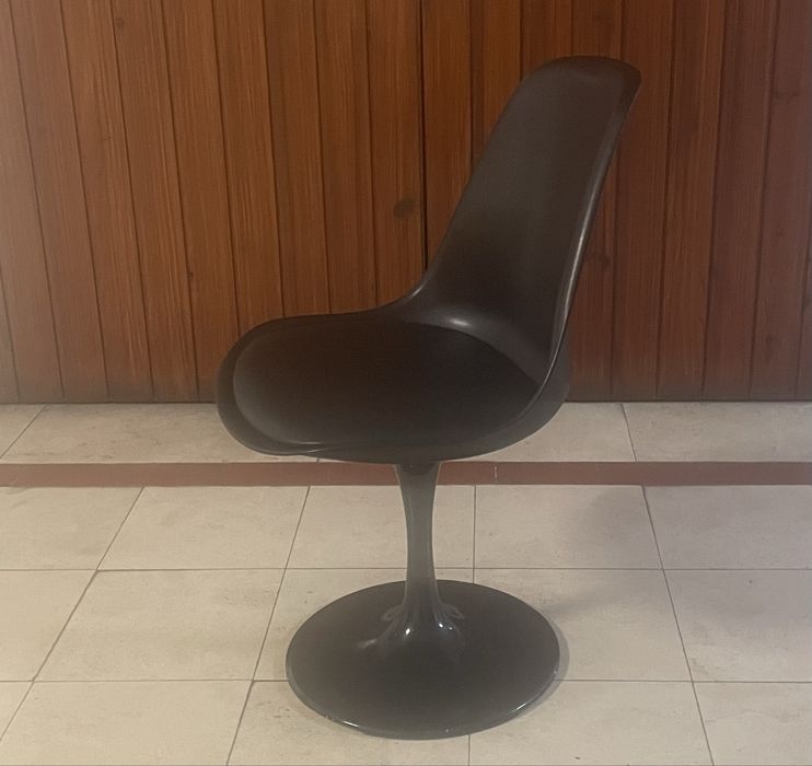 Cadeiras Tulipa Cupid Design Mid Century Modern Space Age marca SDAWY