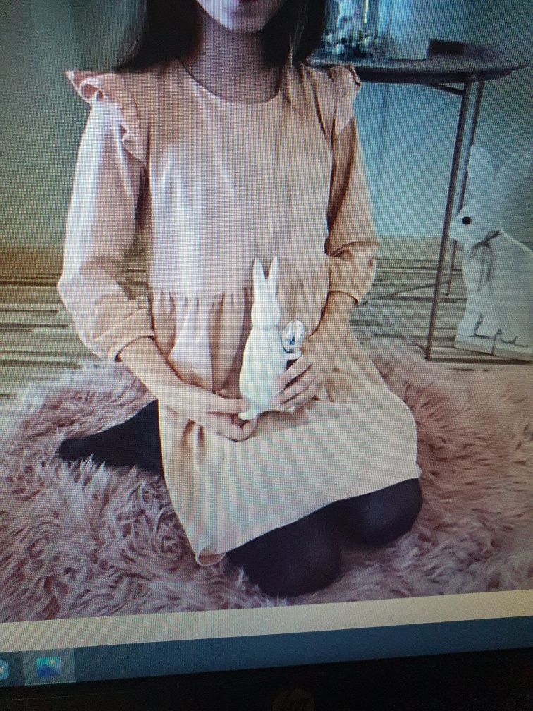 Sukienka Poolka Look