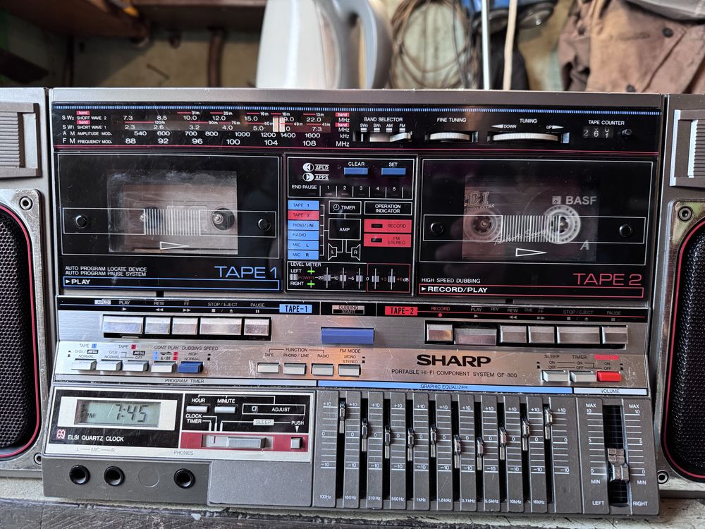 Магнитола Sharp GF-800