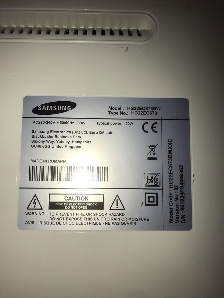 Продам Samsung HG22EC673BW 55,9 см (22") Full HD Білий 250 кд/м