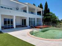Vivenda V 4 de luxo com piscina e vista magnifica para o rio Arade