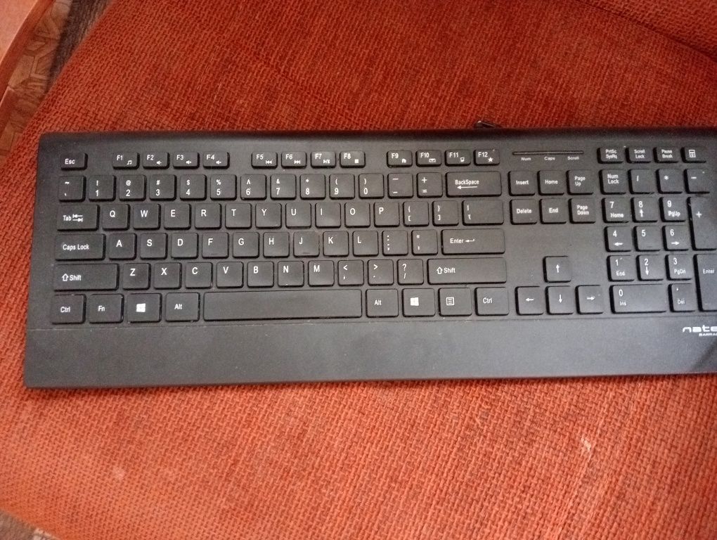 Witam mam na sprzedaż ps 4 slim nie odbieram telefonów  proszę pisać