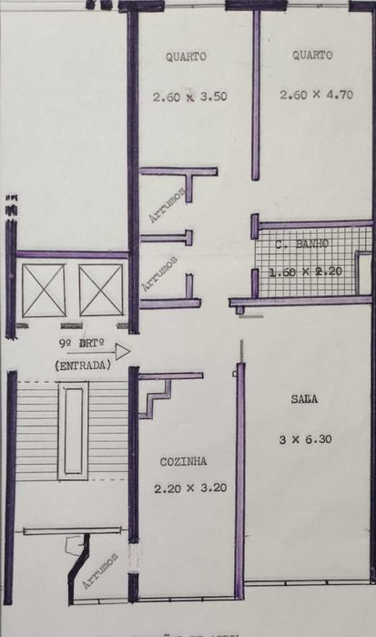 Arrenda-se T2 com sala