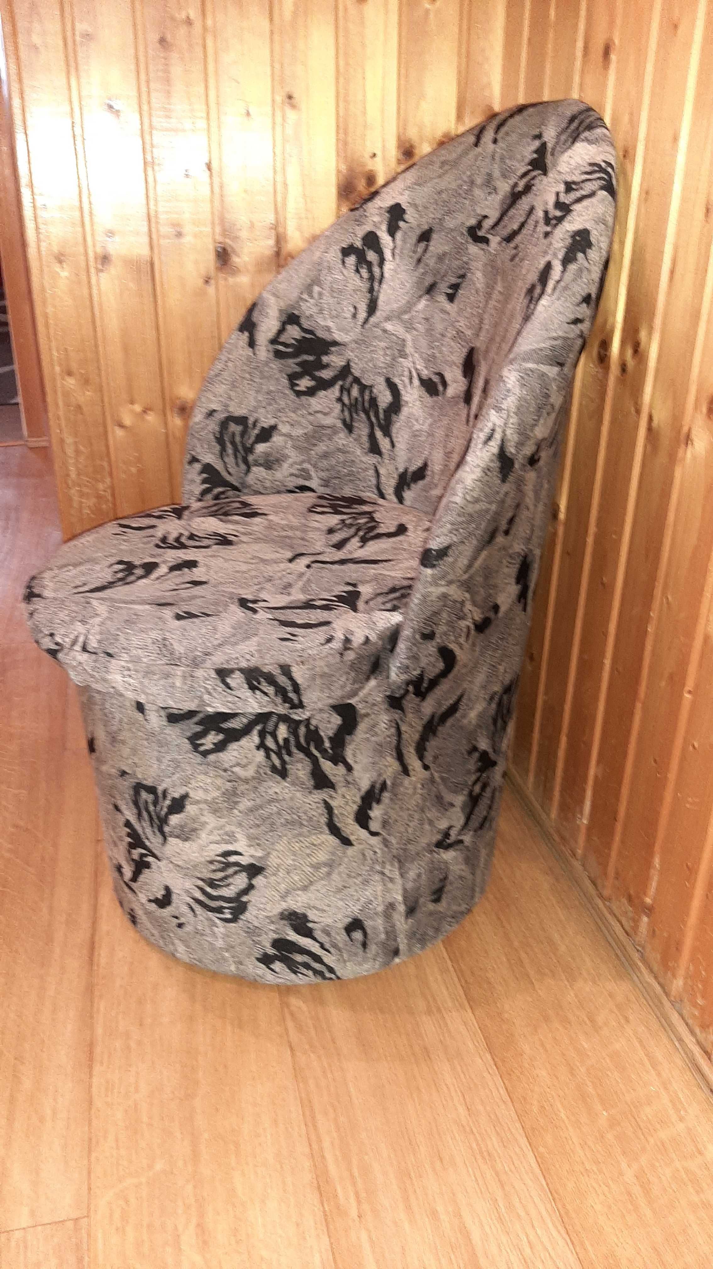 Fotel fotelik pufa krzesełko pokoju kuchni tarasu ogrodu przenośny