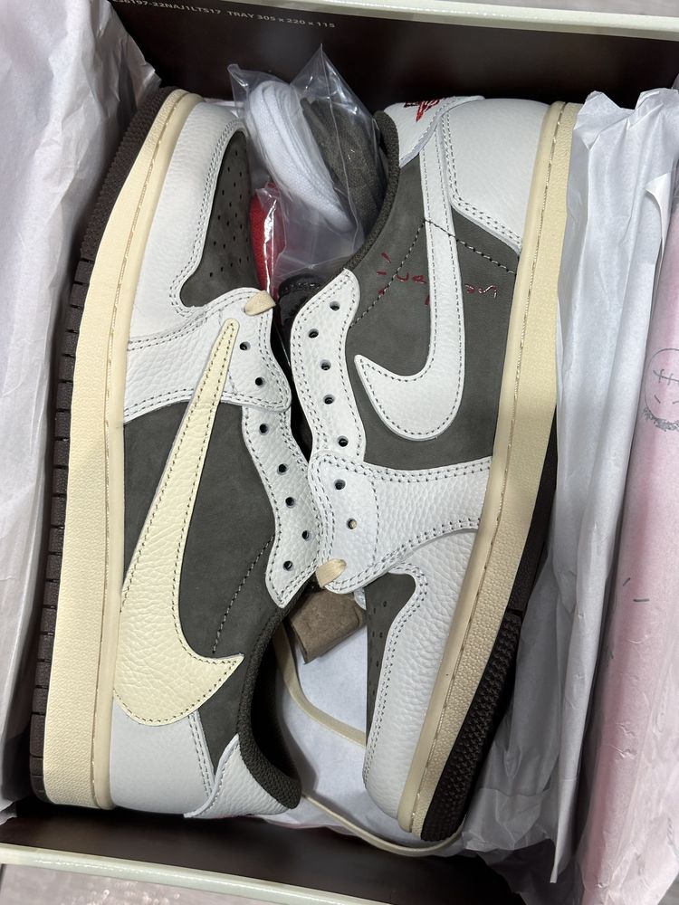 Кросівки Air Jordan 1 Low Travis Scott Reverse Mocha Джордан Тревіс