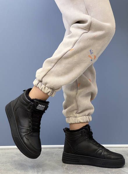 Стильні жіночі зимові хайтопи, кросівки, черевики чорні!